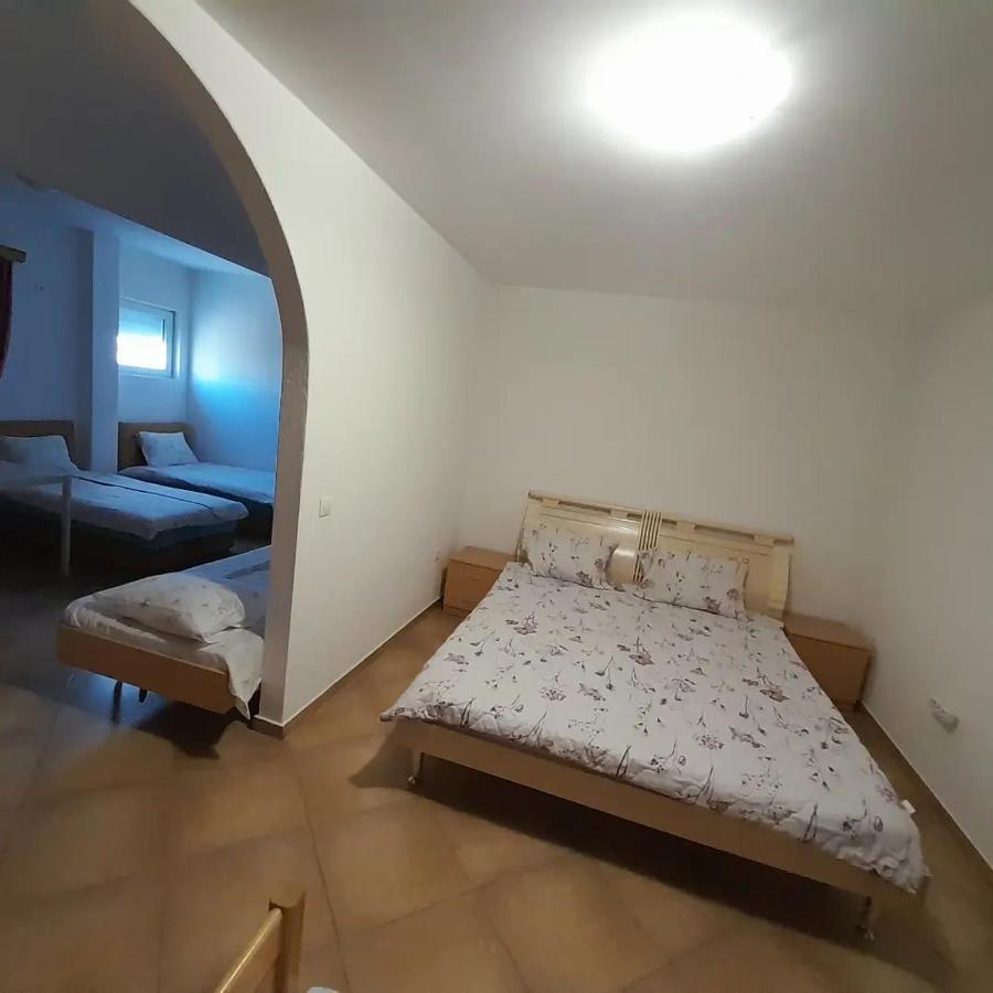 Vila Bolonja Struga Esterno foto