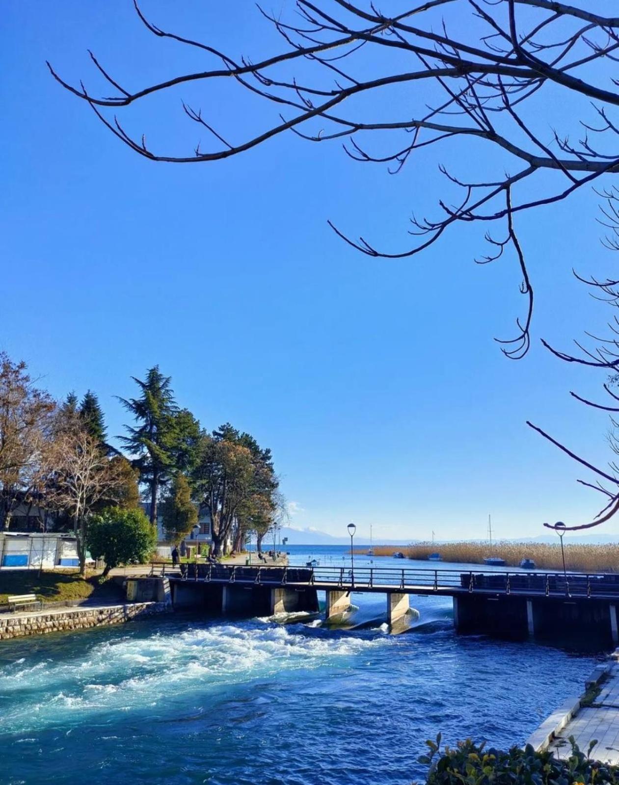 Vila Bolonja Struga Esterno foto