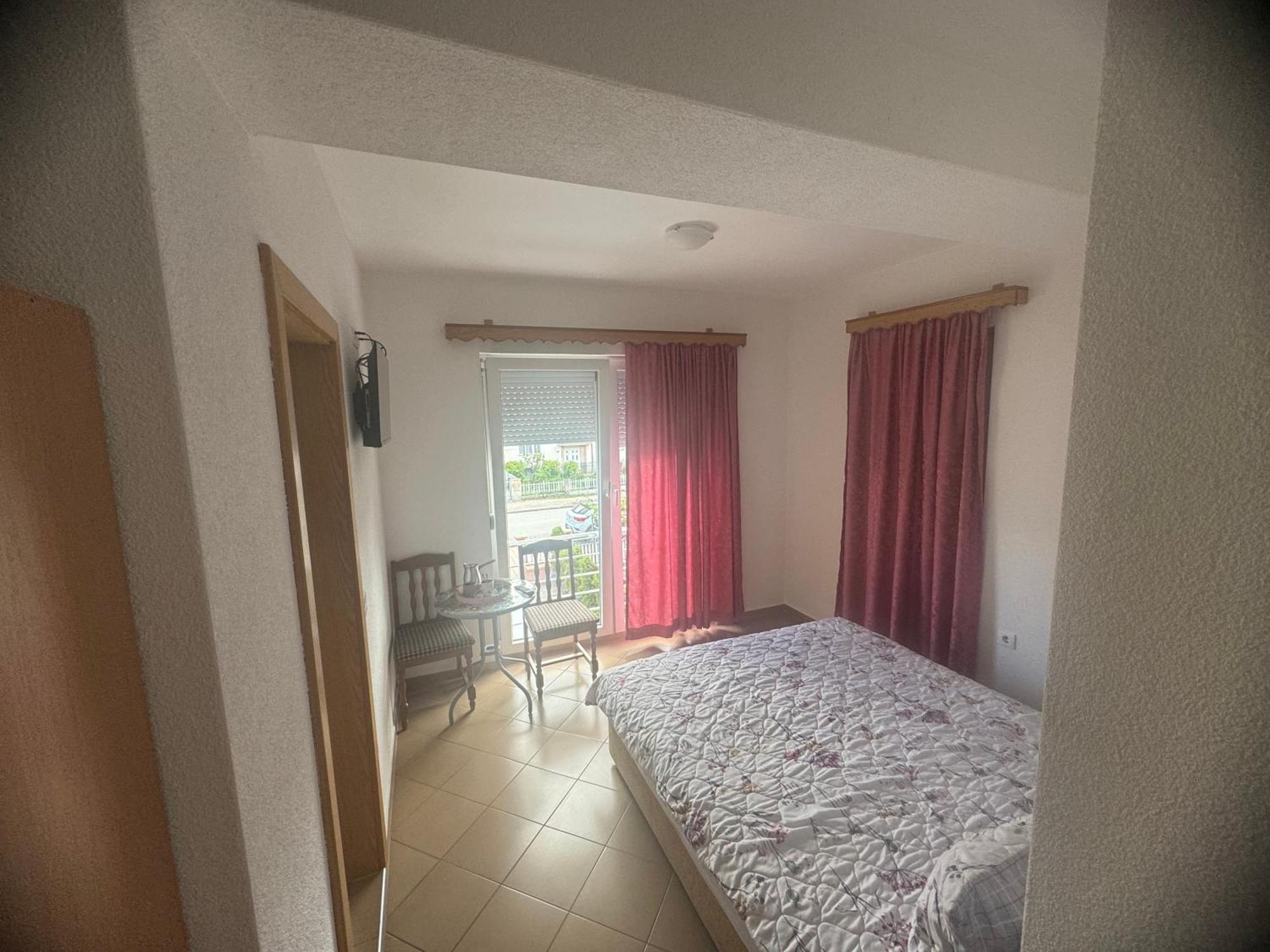 Vila Bolonja Struga Esterno foto
